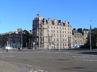 Dundee Tay Bridge station car park